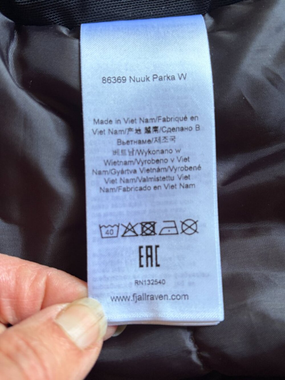 Fjällräven Nuuk Parka Size Large Black  86369 W  Women - Picture 7 of 10